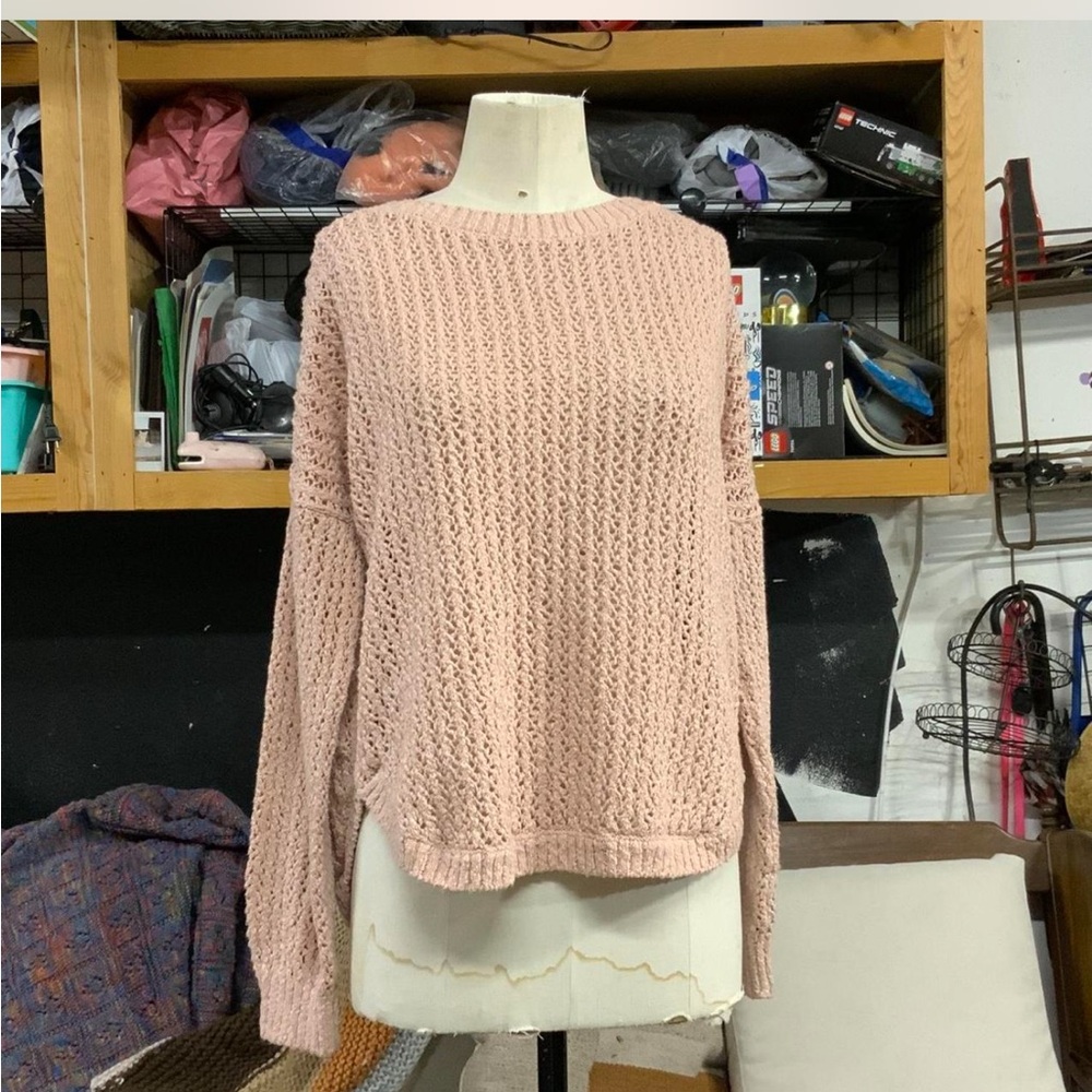 Hollister light pink sweater, size small